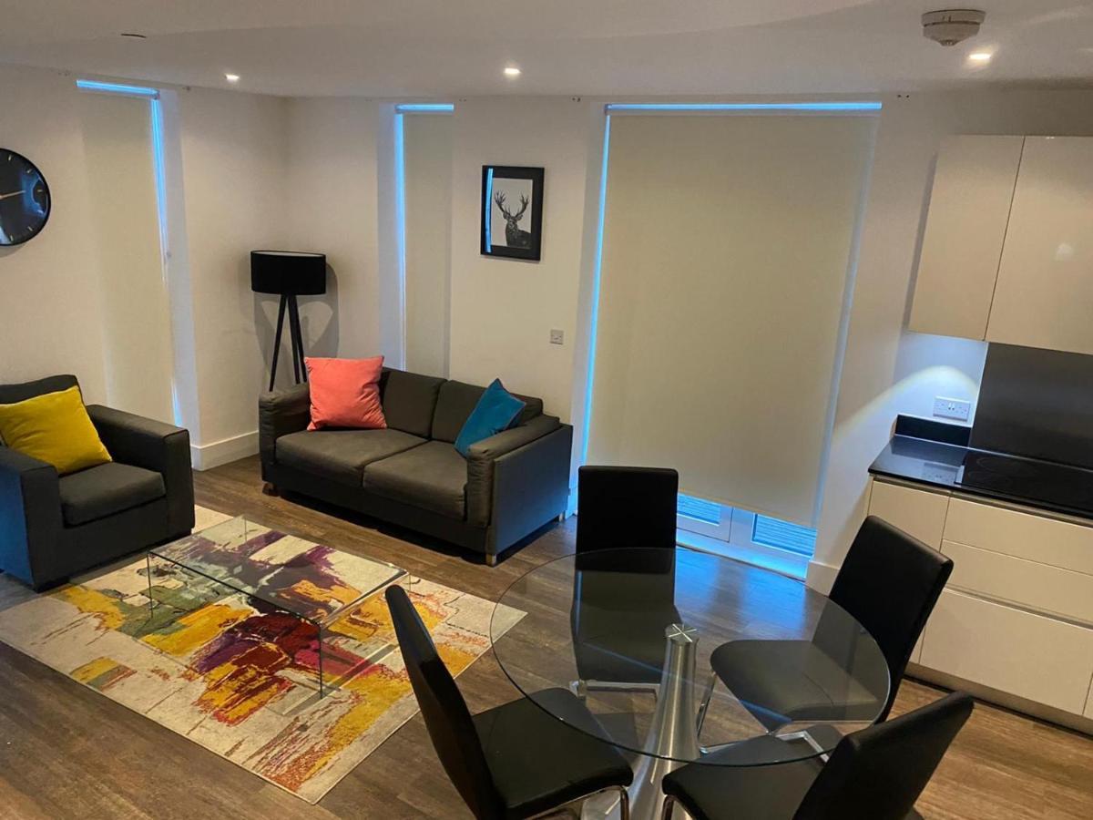 High View Two Bedroom Apartment In Woolwich ロンドン エクステリア 写真