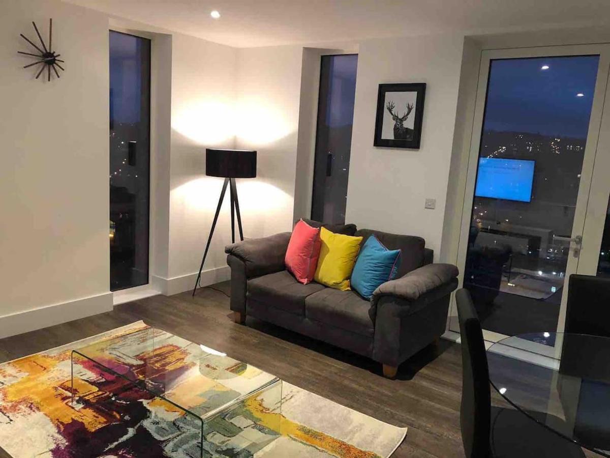 High View Two Bedroom Apartment In Woolwich ロンドン エクステリア 写真