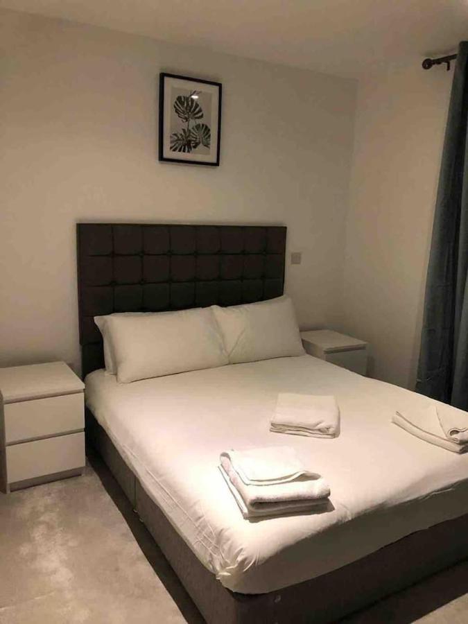 High View Two Bedroom Apartment In Woolwich ロンドン エクステリア 写真