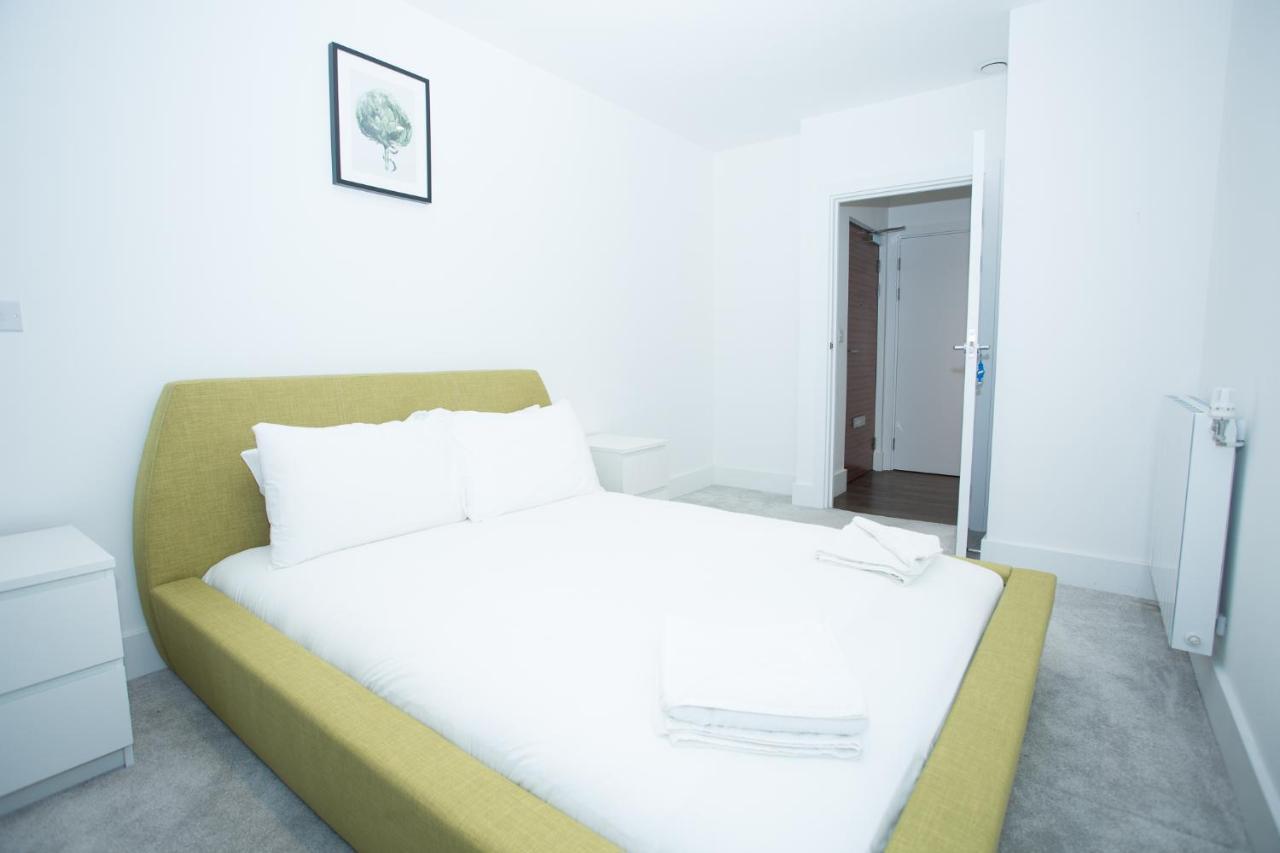 High View Two Bedroom Apartment In Woolwich ロンドン エクステリア 写真