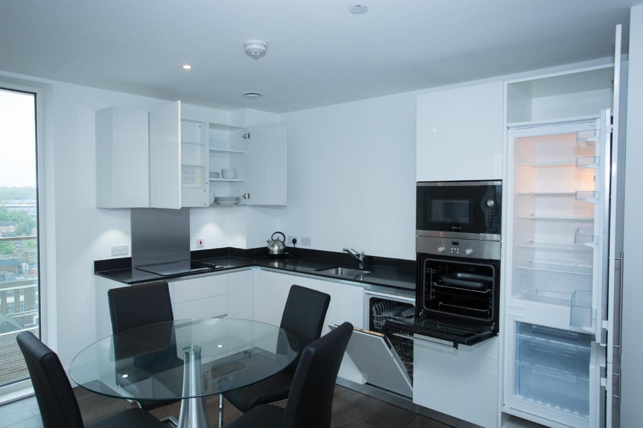 High View Two Bedroom Apartment In Woolwich ロンドン エクステリア 写真