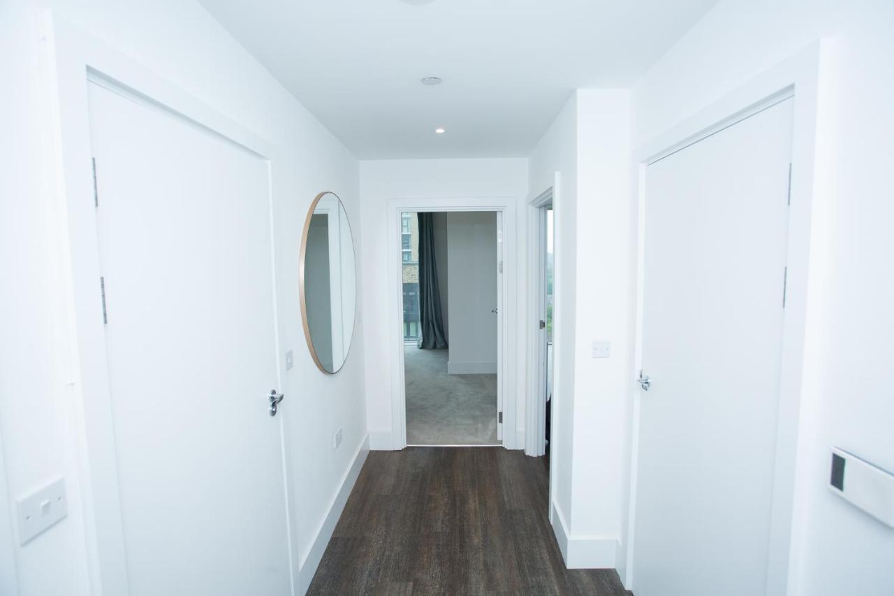 High View Two Bedroom Apartment In Woolwich ロンドン エクステリア 写真