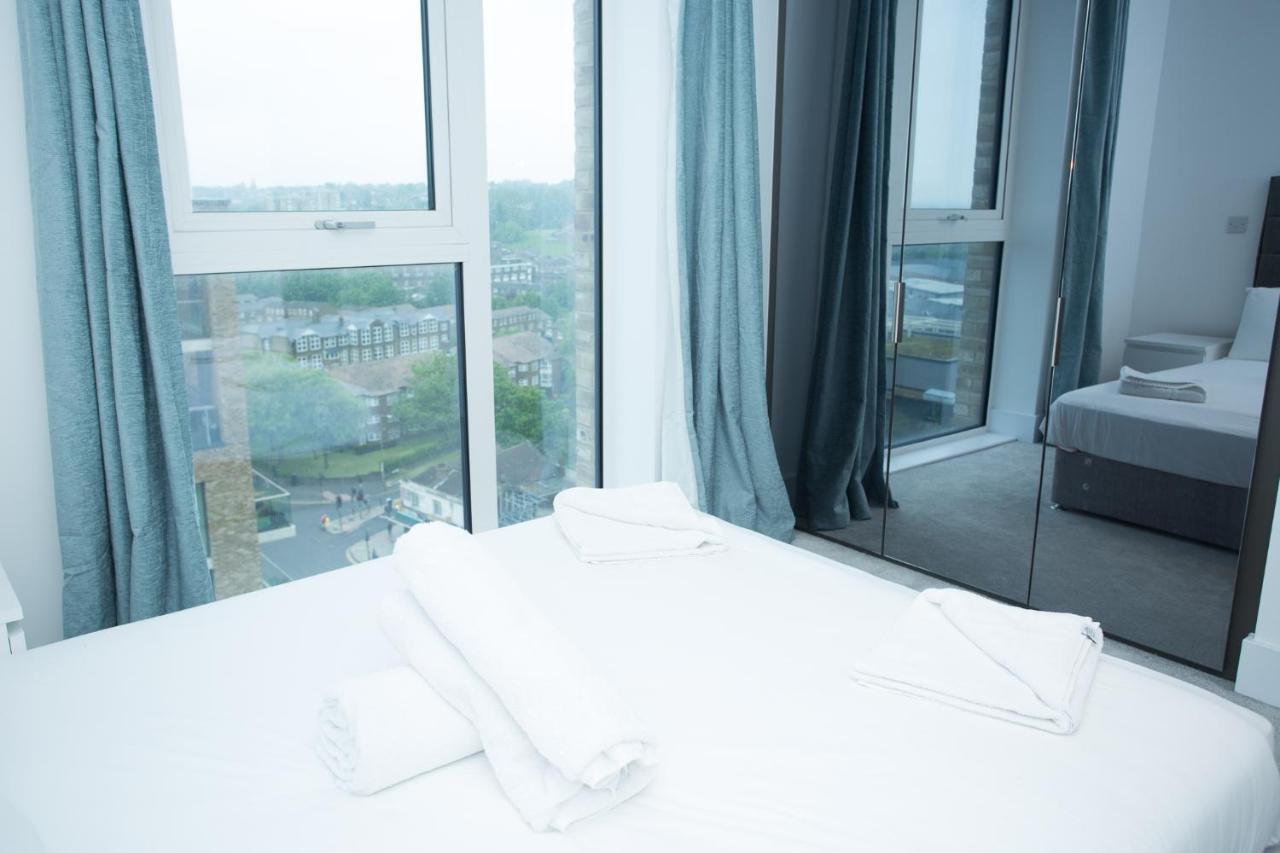 High View Two Bedroom Apartment In Woolwich ロンドン エクステリア 写真