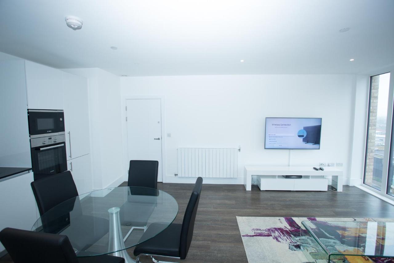 High View Two Bedroom Apartment In Woolwich ロンドン エクステリア 写真