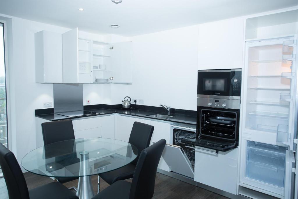 High View Two Bedroom Apartment In Woolwich ロンドン エクステリア 写真